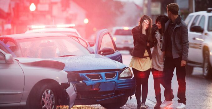 When Should You Hire A Lawyer After A Car Accident?