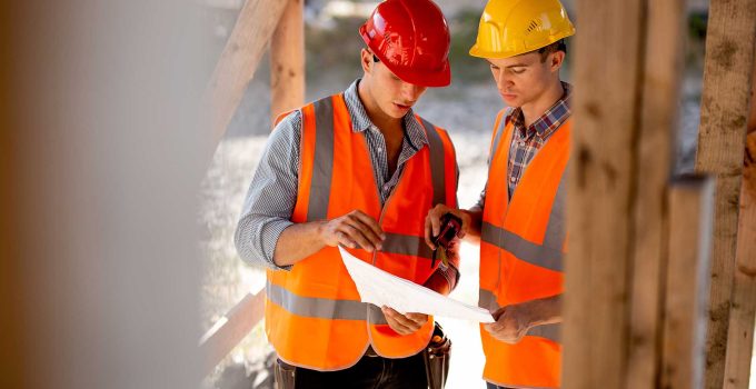 8 Reasons to Partner with a Construction Staffing Agency