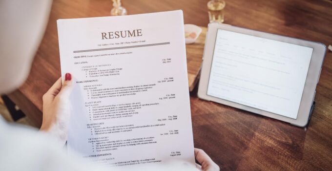 Is It Reasonable to Pay Someone to Get a Perfect Resume?