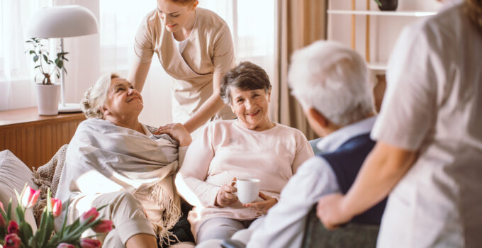 6 Things to Know About Independent Living Apartments for Seniors
