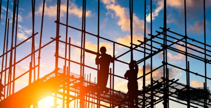 The Pros and Cons of Self-Employment in Construction In 2023