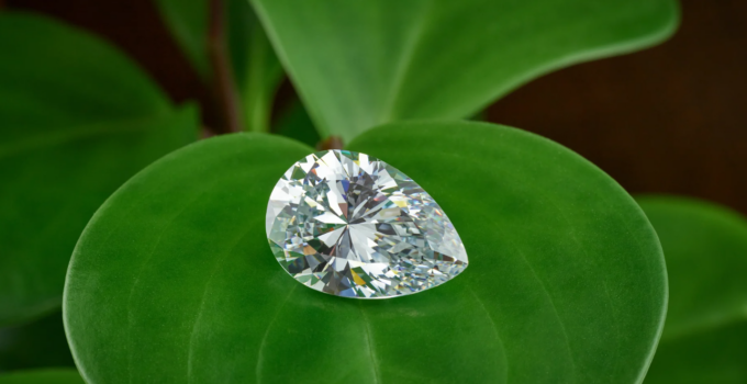 The Truth About Lab Grown Diamonds and Sustainability: 8 Things to Know (2024)