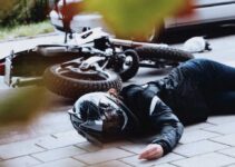 Motorcycle Accident Lawyer ─ 4 Benefits of Hiring It