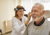 How to Become a Hearing Aid Specialist ─ Your Step-by-Step Guide 2024